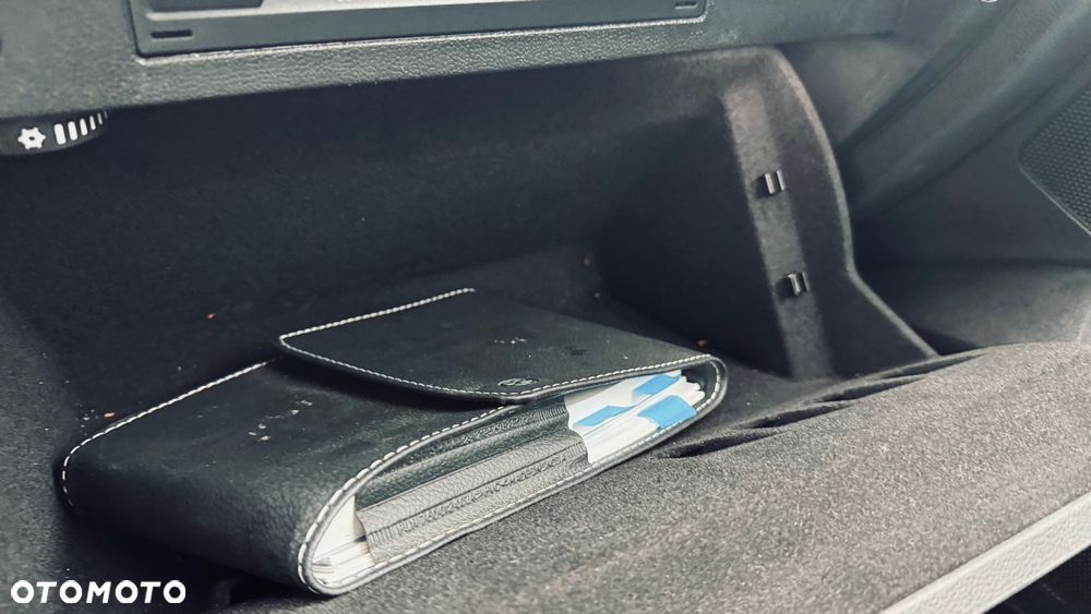 Volkswagen Passat 2.0 TDI (BlueMotion Technology) Highline - 20