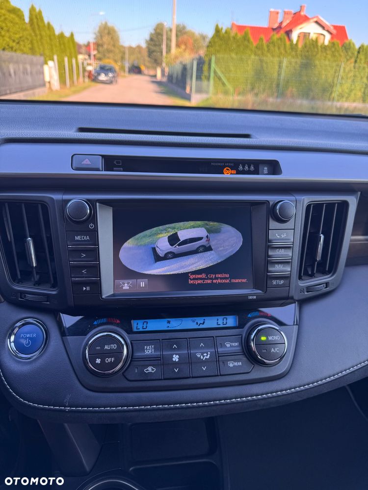 Toyota RAV4 Hybrid Prestige 4x4 - 23