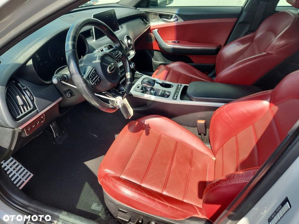 Kia Stinger 3.3 T-GDI AWD OPF GT - 8