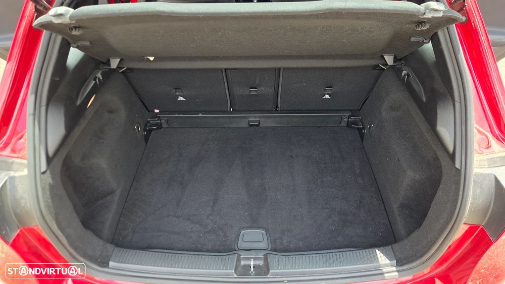 Mercedes-Benz B 180 d - 32
