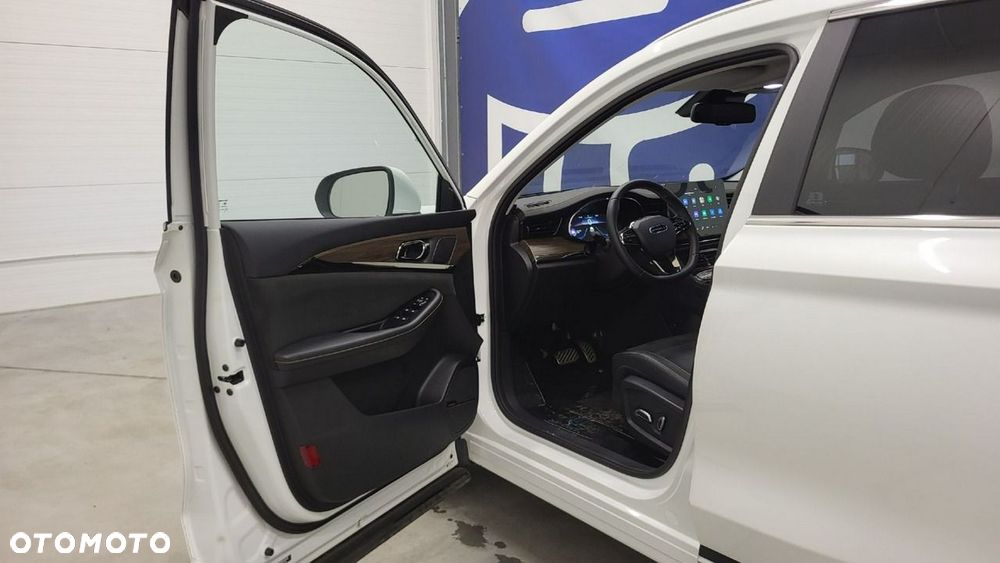 Skywell ET5 72kWh Luxury - 11