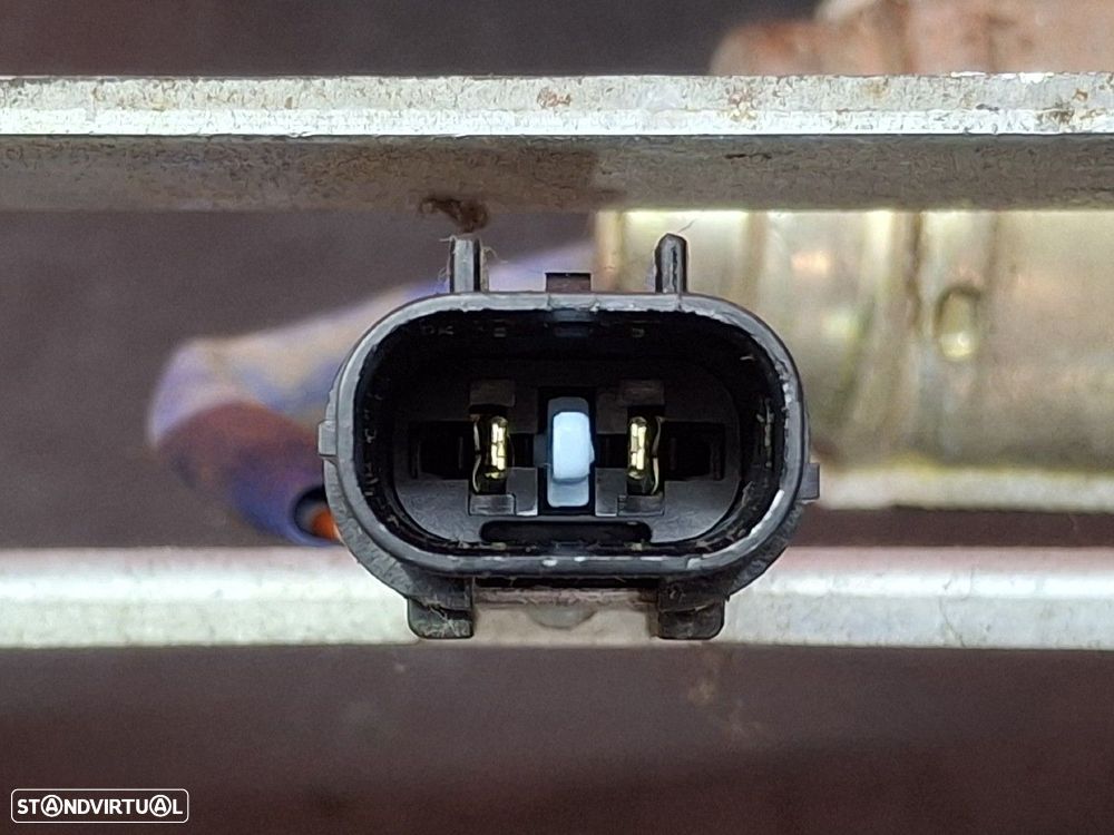 Elevador Frente Esquerdo Electrico Isuzu Elf Caixa (Nkr8_) - 3