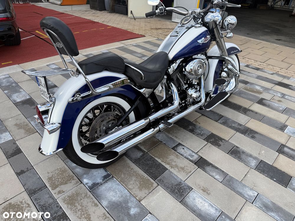 Harley-Davidson Softail Deluxe - 23