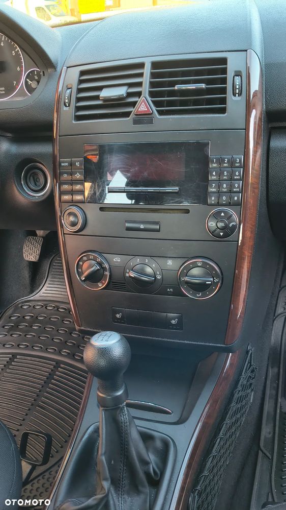 Mercedes-Benz Klasa A 170 Elegance - 11