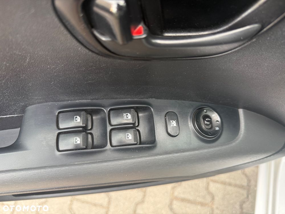 Hyundai i10 1.1 Comfort - 11
