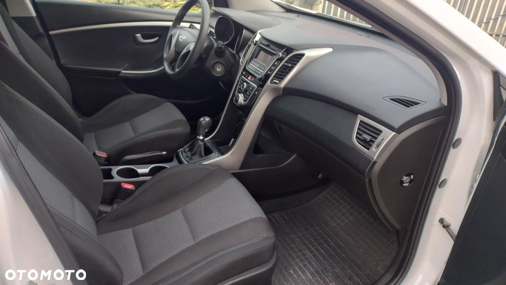 Hyundai i30 1.4 Comfort - 7