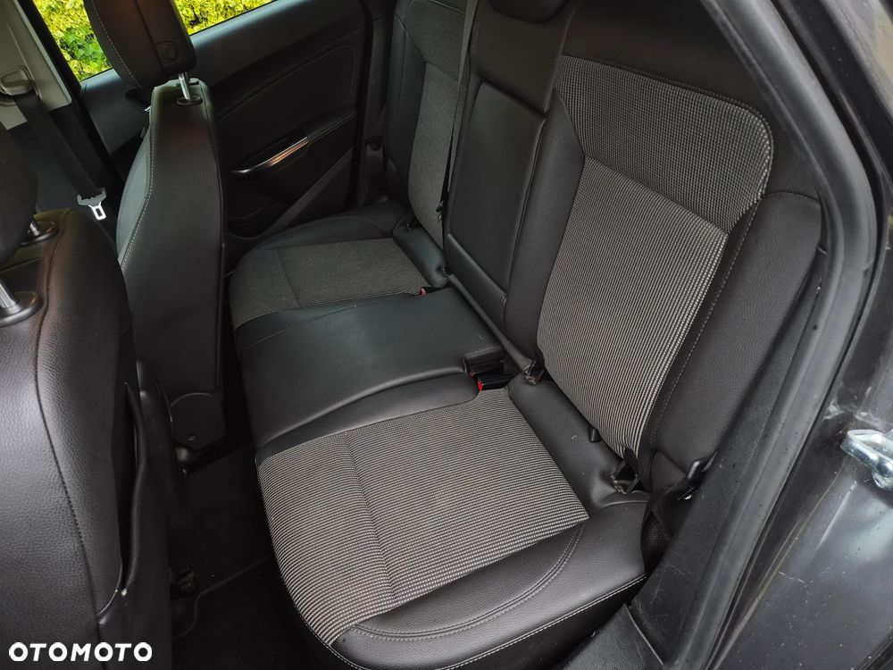 Opel Astra 2.0 CDTI Exklusiv - 12