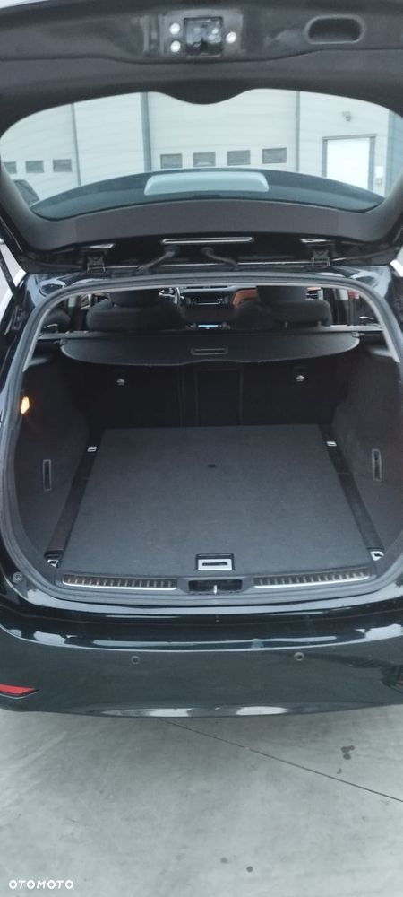 Toyota Avensis 2016