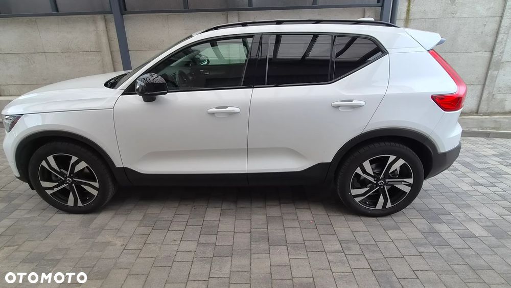 Volvo Xc40 2022 photo 2