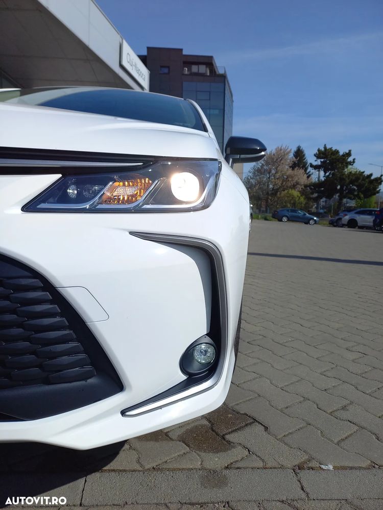 Toyota Corolla 1.8 HSD Eco - 24