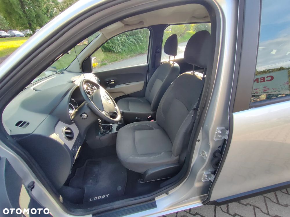 Dacia Lodgy dCi 110 Prestige - 13