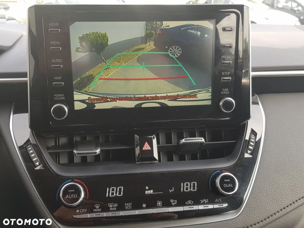 Toyota Corolla 1.5 Comfort - 19