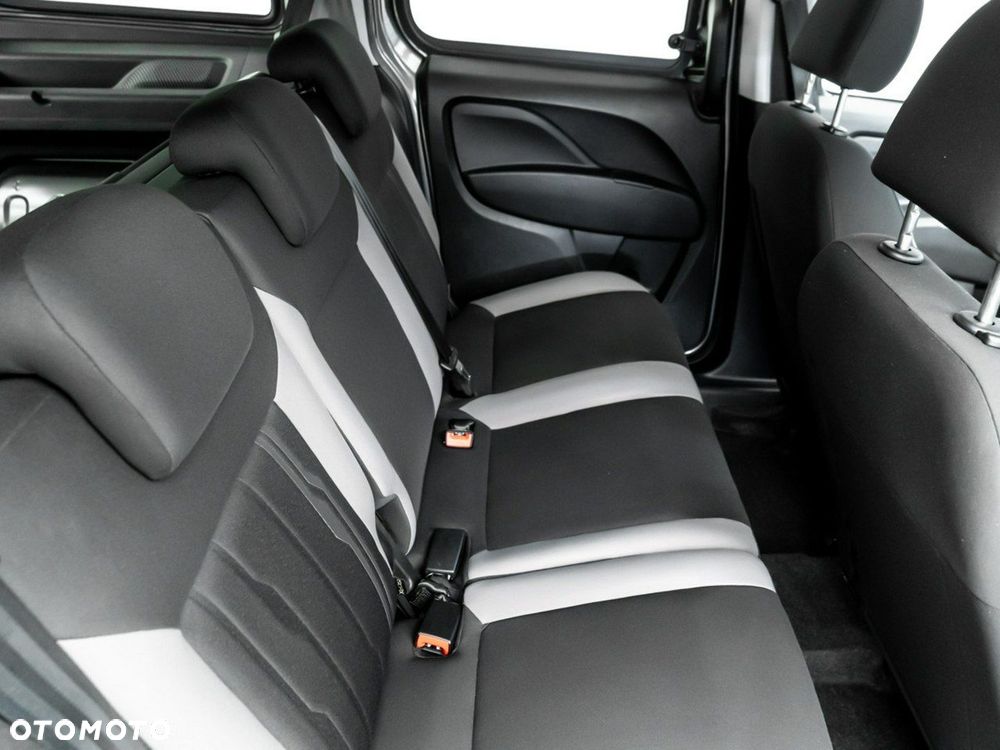 Fiat Doblo Kombi Maxi 1.6 MJ Dynamic - 27