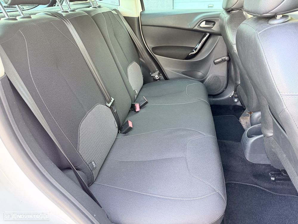 Citroën C3 1.2 PureTech Collection - 12