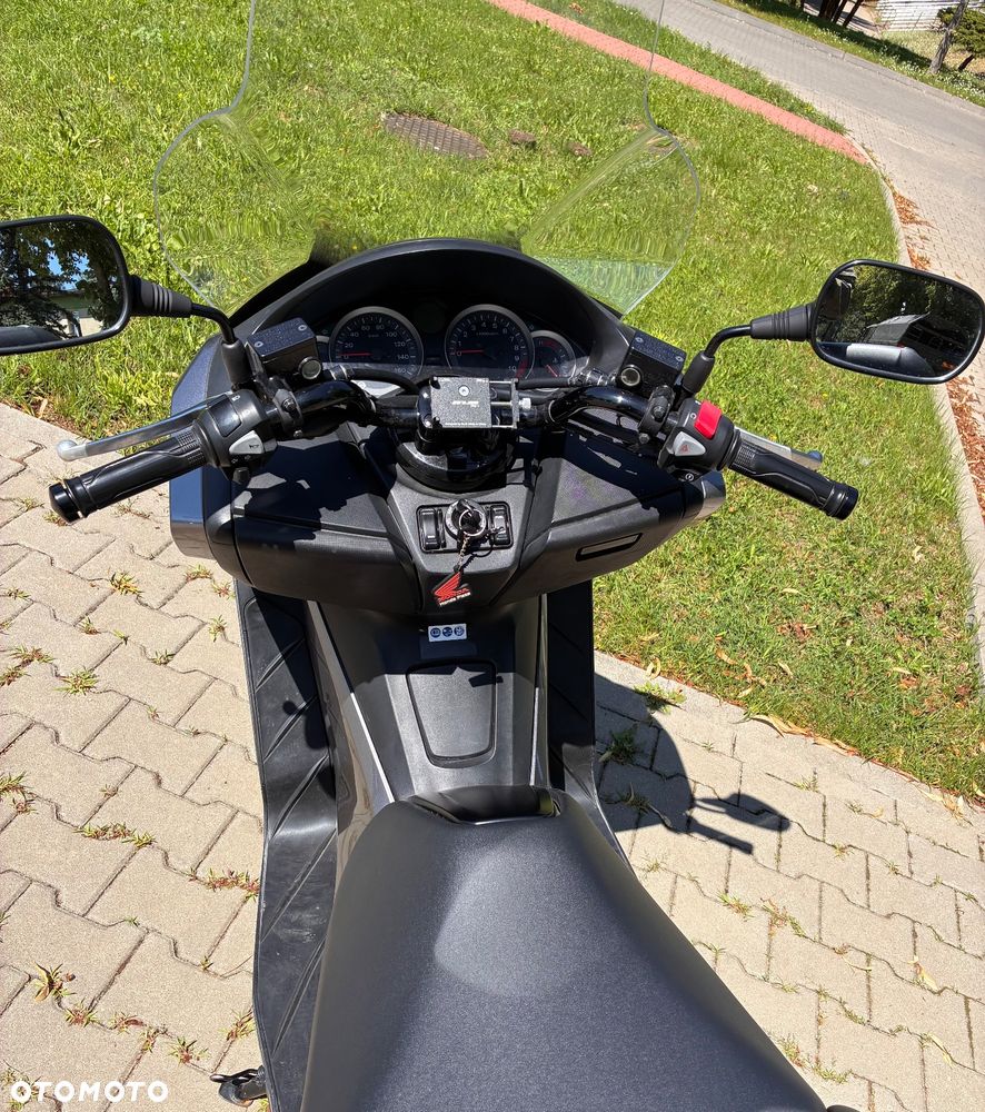 Honda NSS - 7