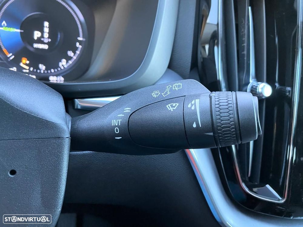 Volvo XC 60 2.0 T6 PHEV Inscription AWD - 12