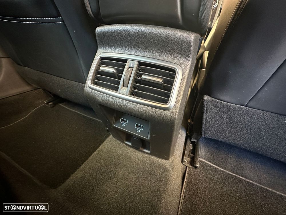 Renault Mégane 1.5 Blue dCi Equilibre EDC - 26