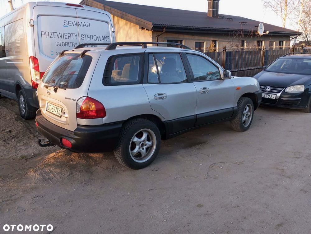 Hyundai Santa Fe - 3