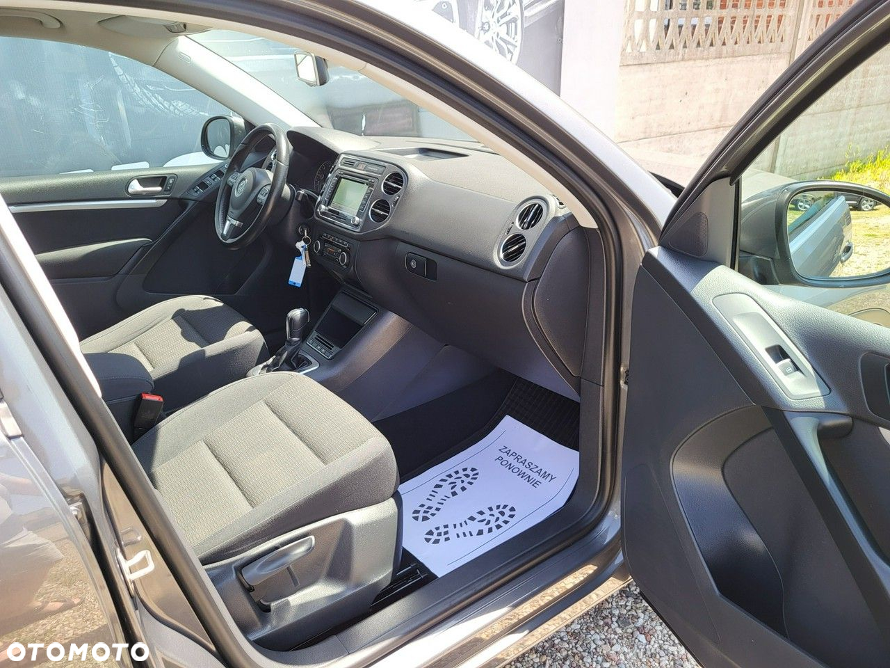 Volkswagen Tiguan - 16