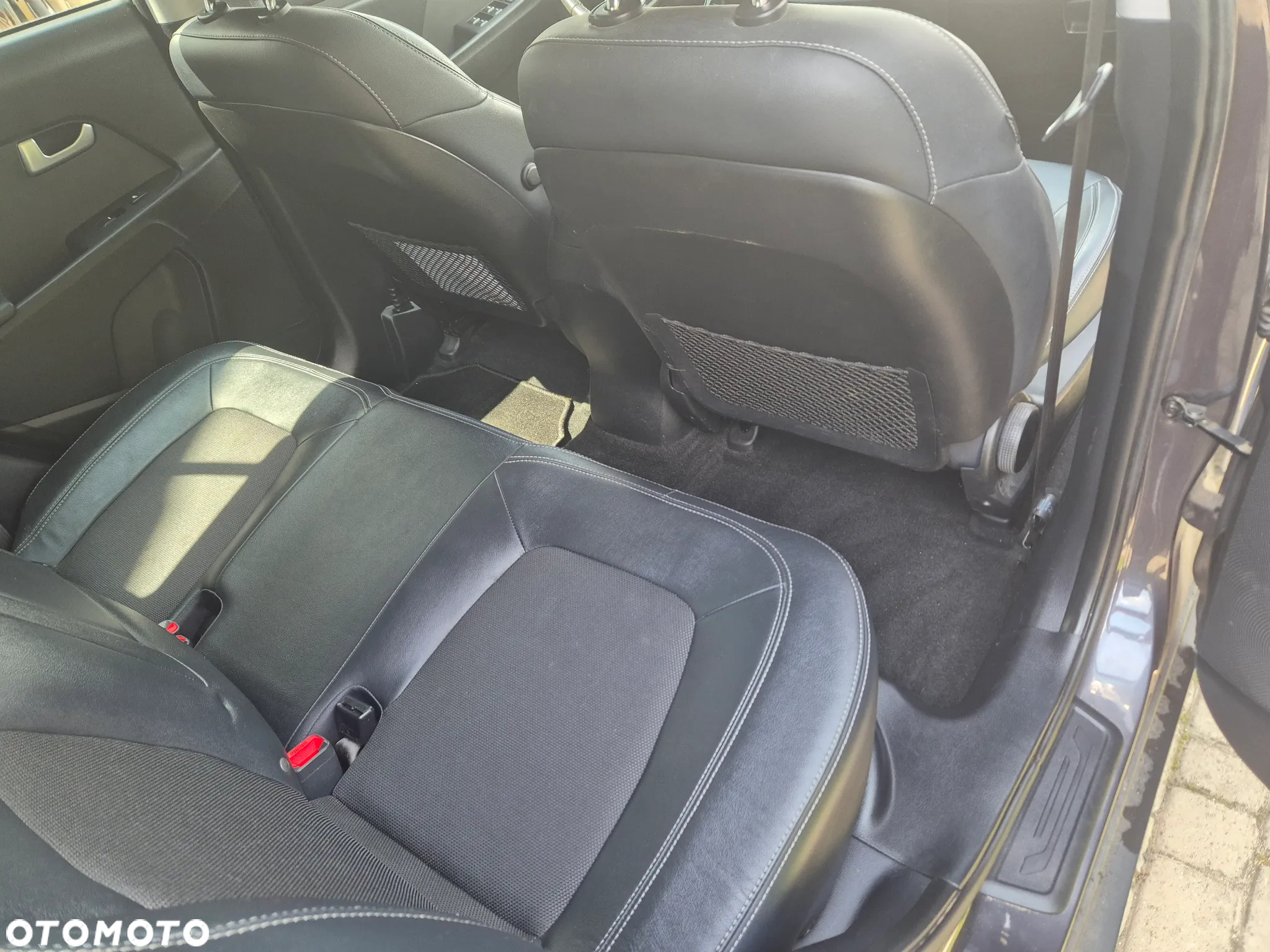 Kia Sportage 2.0 CRDI 4WD Automatik Spirit - 9