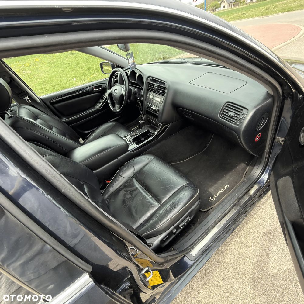Lexus GS - 7