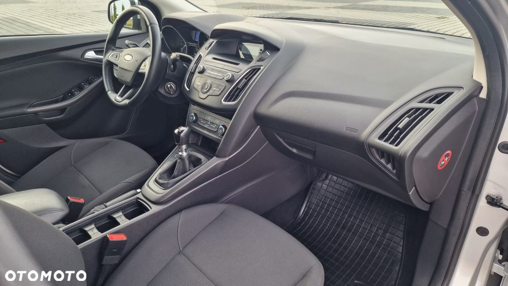 Ford Focus - 9