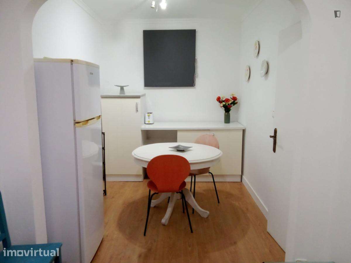 Casa com 2 quartos - localizado em Campolide Lisbon - Grande imagem: 3/14