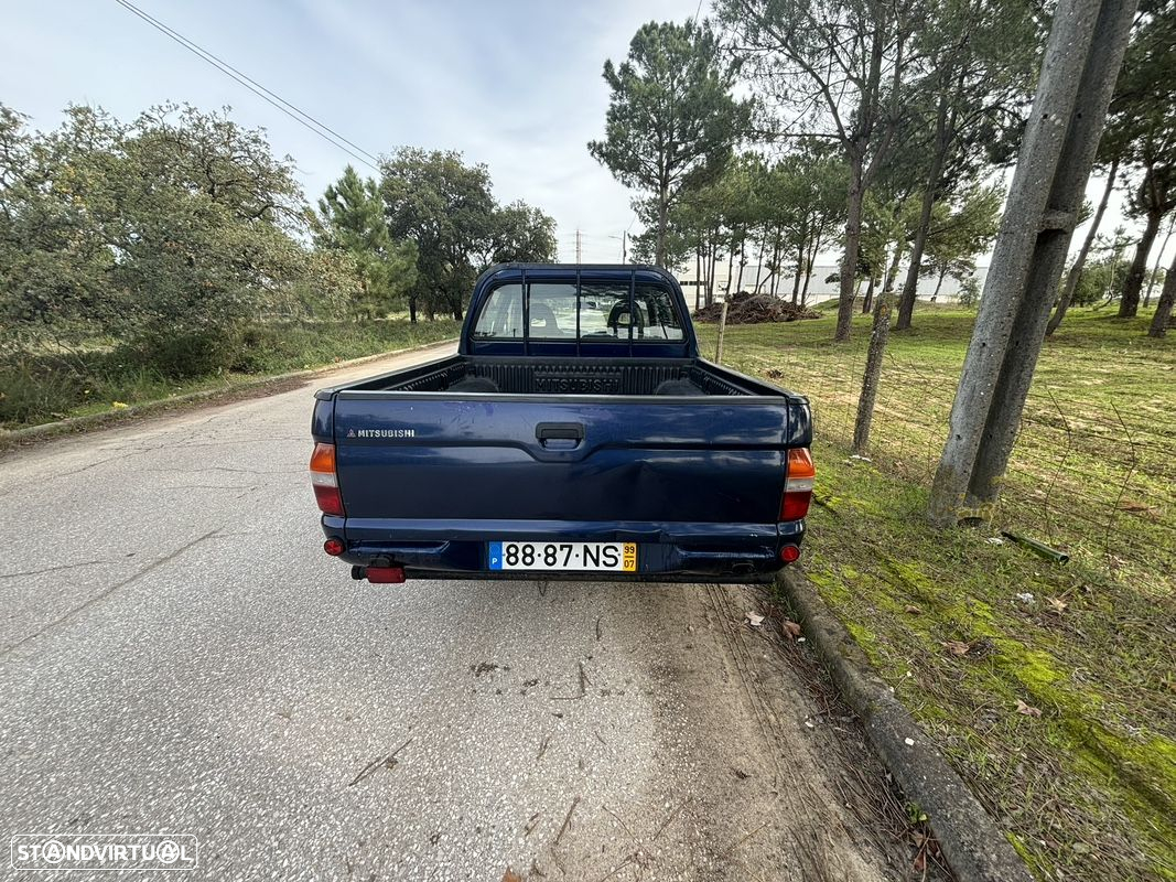 Mitsubishi L200 2.5 TD CD - 11