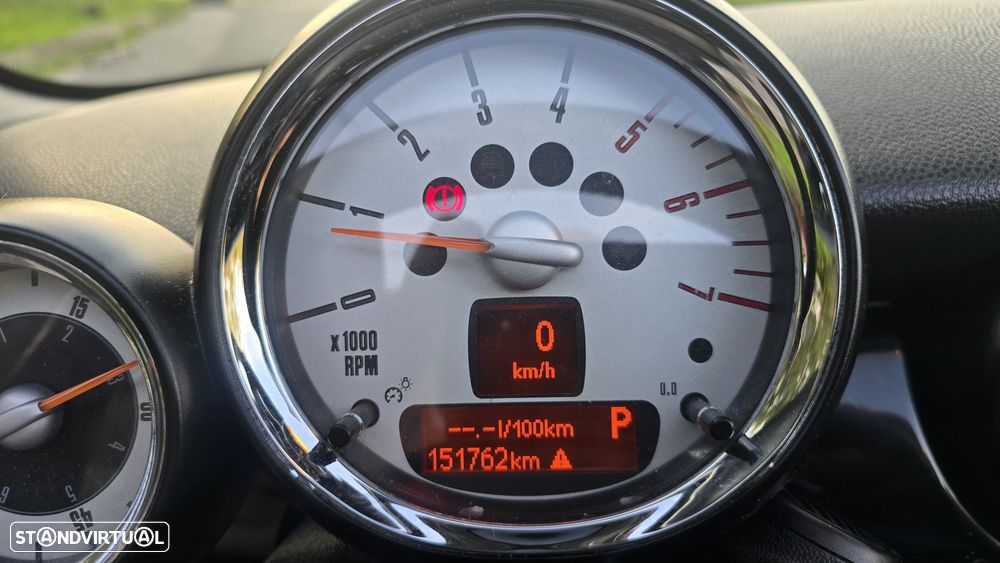 MINI Cabrio Cooper D Auto - 19