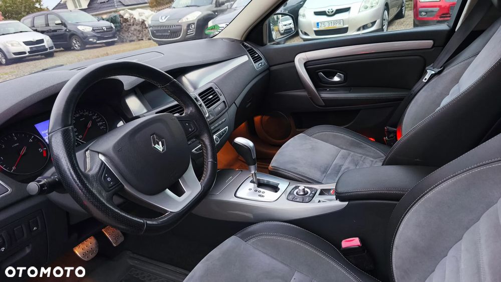 Renault Laguna dCi 175 FAP GT - 16