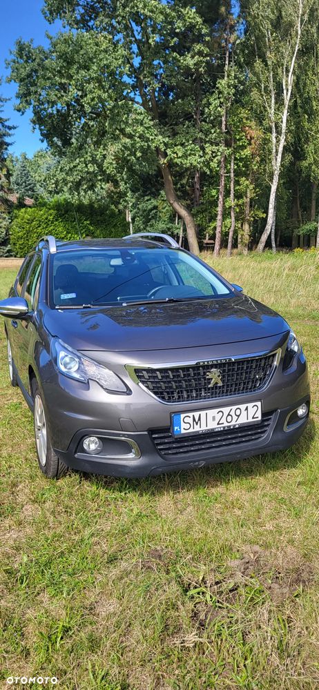 Peugeot 2008 1.2 Pure Tech Style - 12