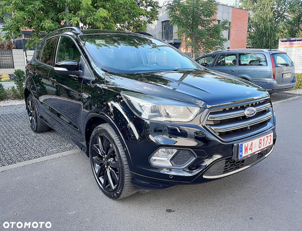 Ford Kuga 1.5 EcoBoost 2x4 ST-Line - 1