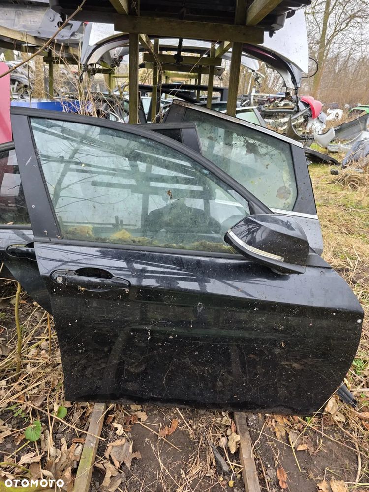 Drzwi prawe przednie bmw f20