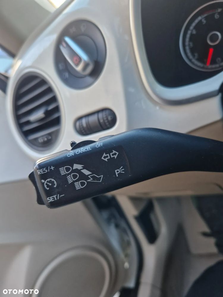 Volkswagen Beetle The 1.6 TDI DPF DSG - 10