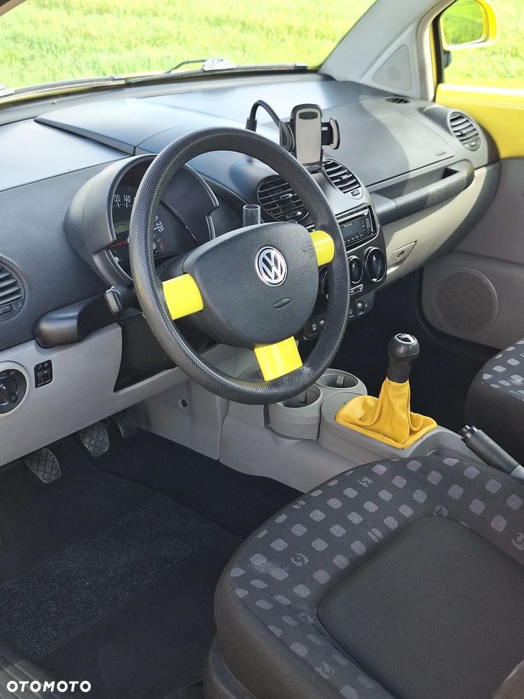 Volkswagen Beetle - 17