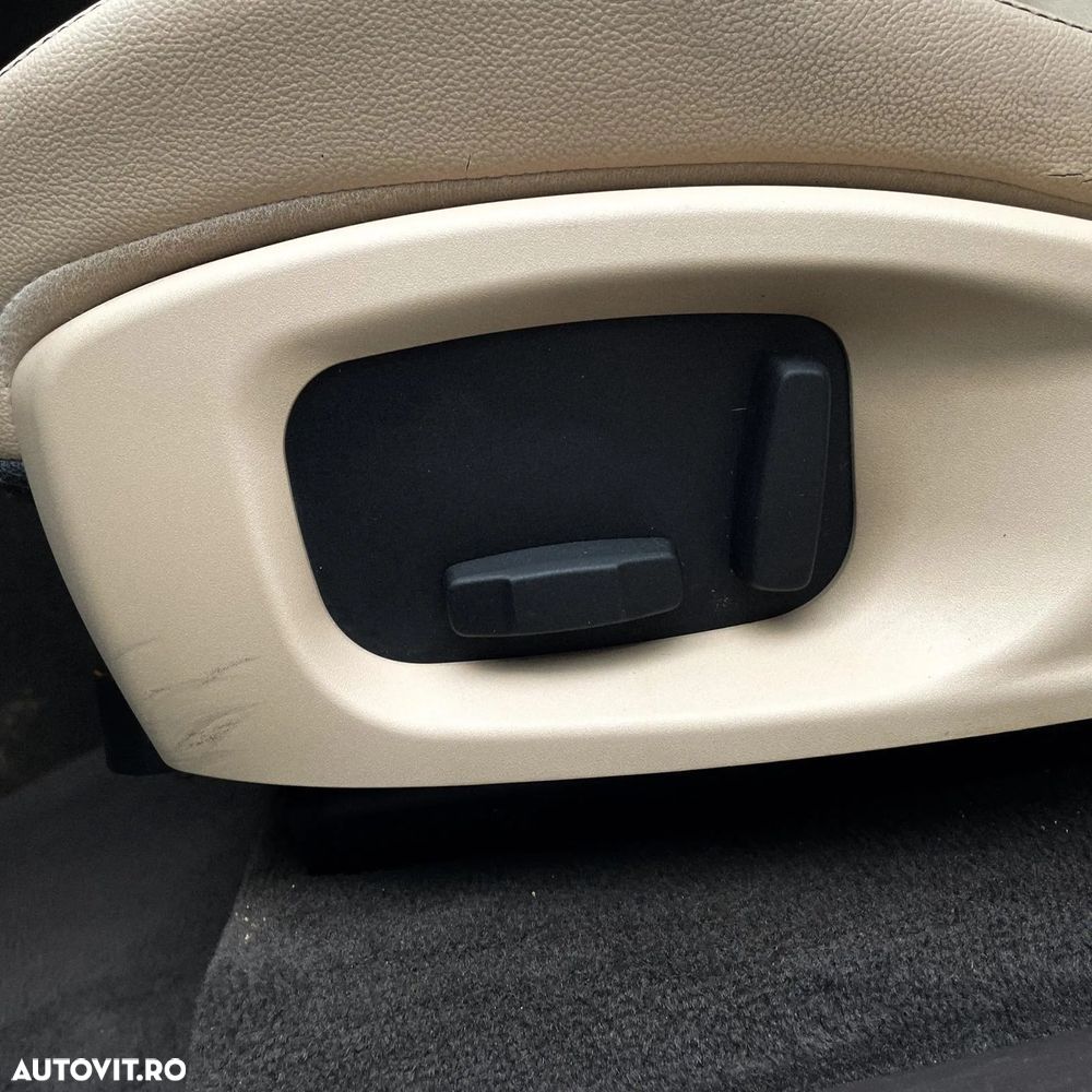 Jaguar F-Pace 20d AWD Prestige - 9