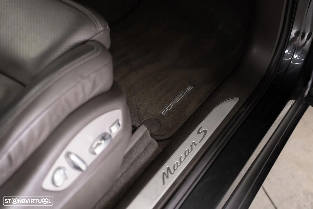 Porsche Macan S - 41