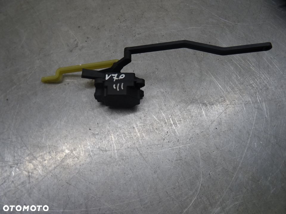 VOLVO V70 III 07-12 2.4D SILNICZEK NAWIEWU NAGRZEWNICY 6G9N19E616AB - 1
