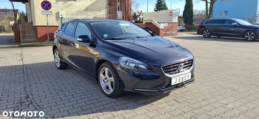 Volvo V40 D2 Summum - 3