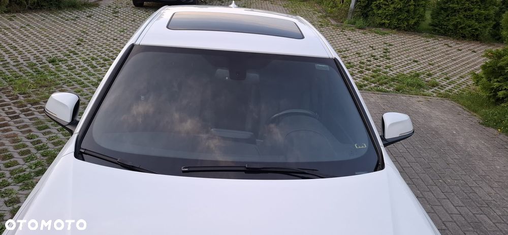 BMW Seria 3 330i Sport Line - 8