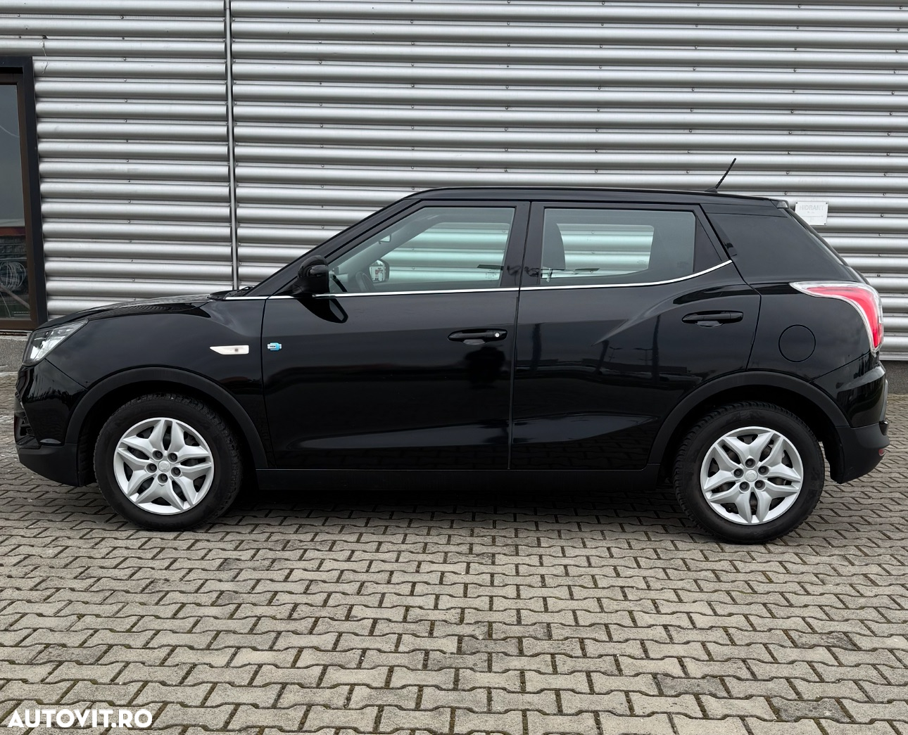 SsangYong Tivoli - 4