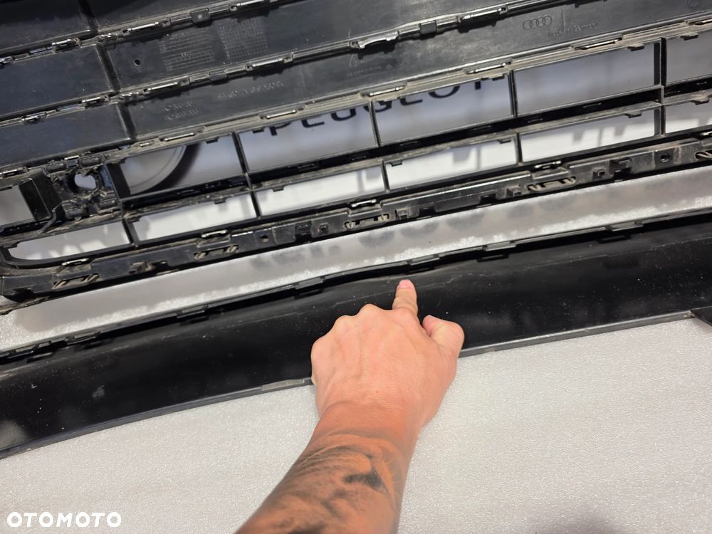 AUDI A6 C8 4K0 S-LINE ŁADNY ZDERZAK PRZEDNI PRZÓD NA SPRYSKI + 6xPDC ORAZ GRILL / ATRAPA NR 4K0807437C / 4K0807437D + 4K0853651C NR AUKCJI NZ2243 - 35