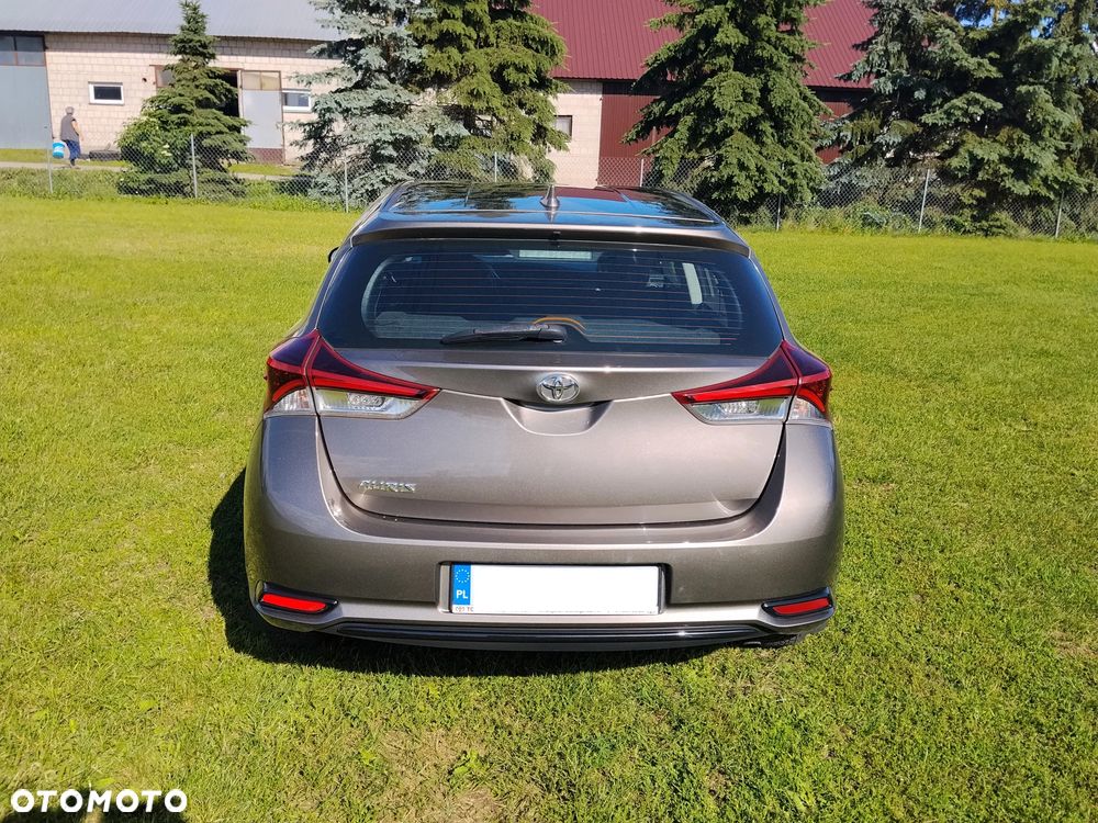 Toyota Auris 1.33 VVT-i Active - 4