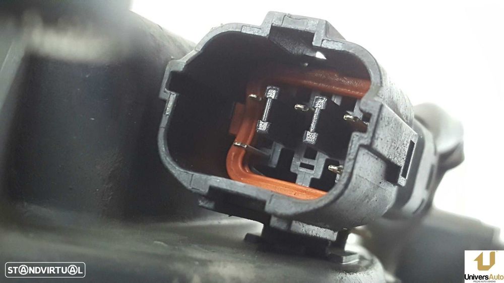 FAROL DIREITO SSANGYONG MUSSO 2.9 D - 2