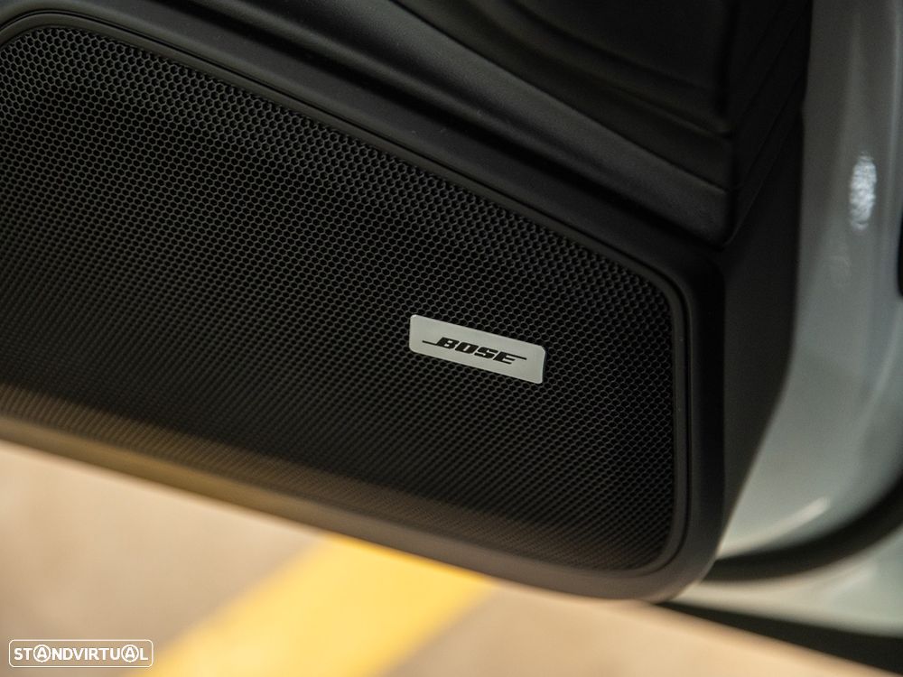 Porsche Panamera Sport Turismo Turbo S E-Hybrid - 16