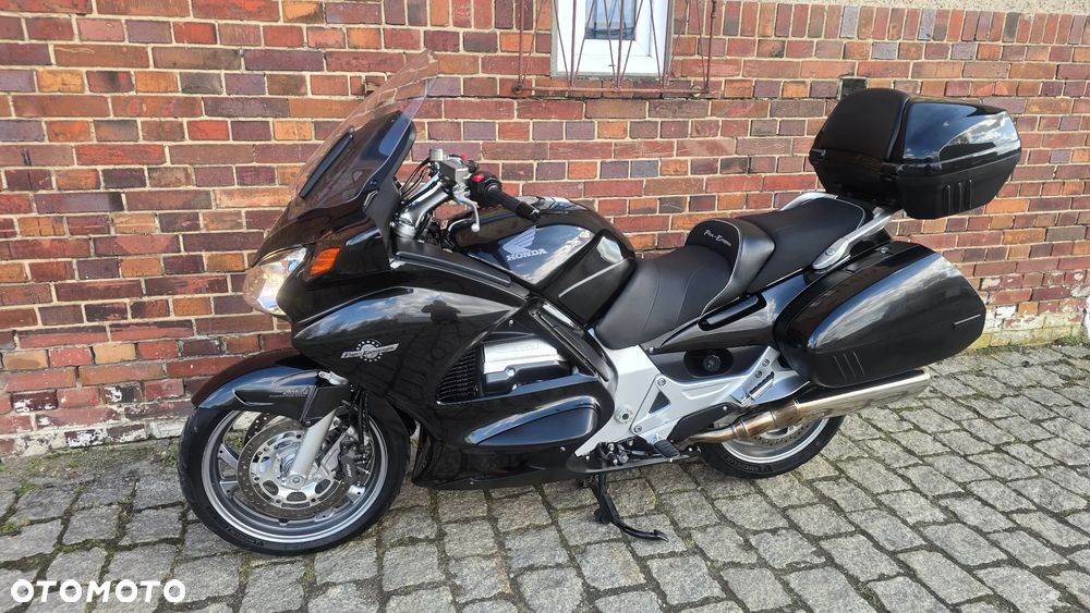 Honda ST - 2