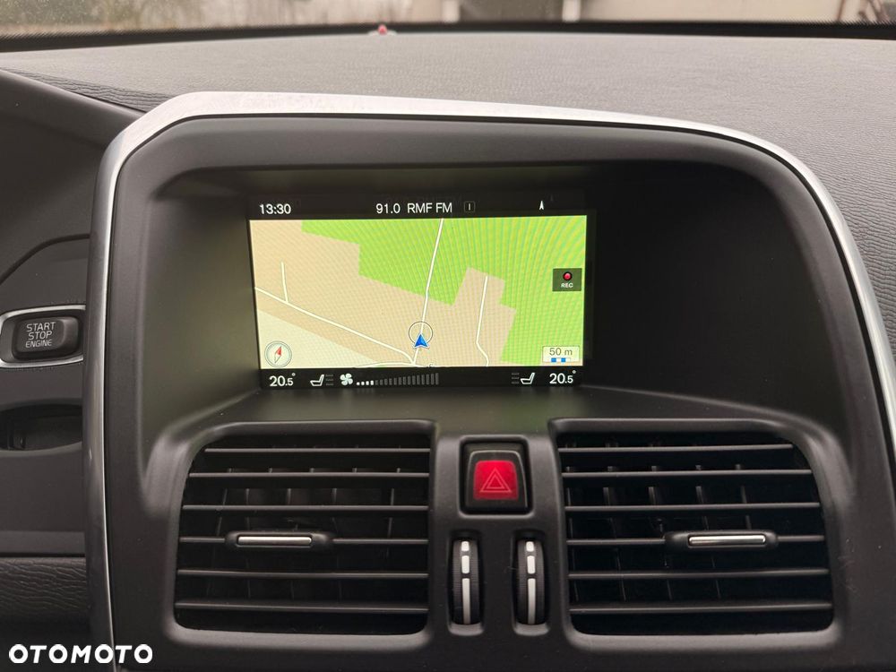 Volvo XC 60 T5 Summum - 25