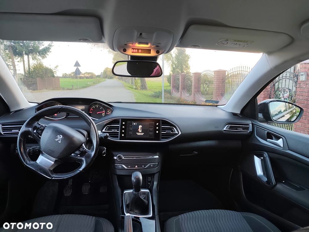 Peugeot 308 - 11