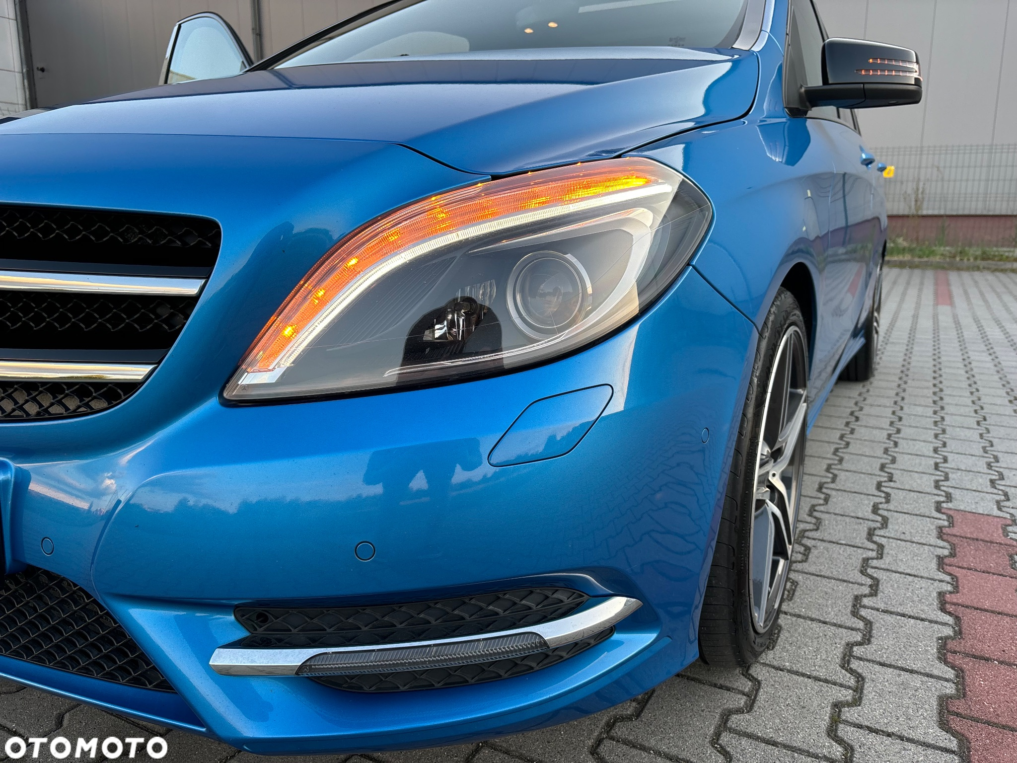 Mercedes-Benz Klasa B 180 (CDI) d 7G-DCT AMG Line - 9