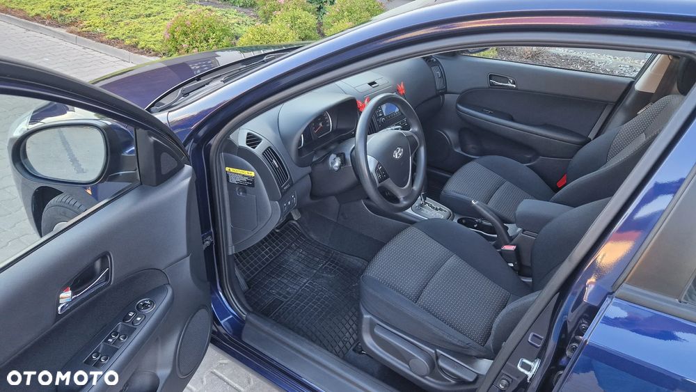 Hyundai i30 1.6 Automatik Style - 13